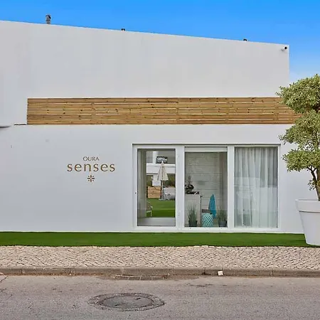 Oura Senses 호텔 3*